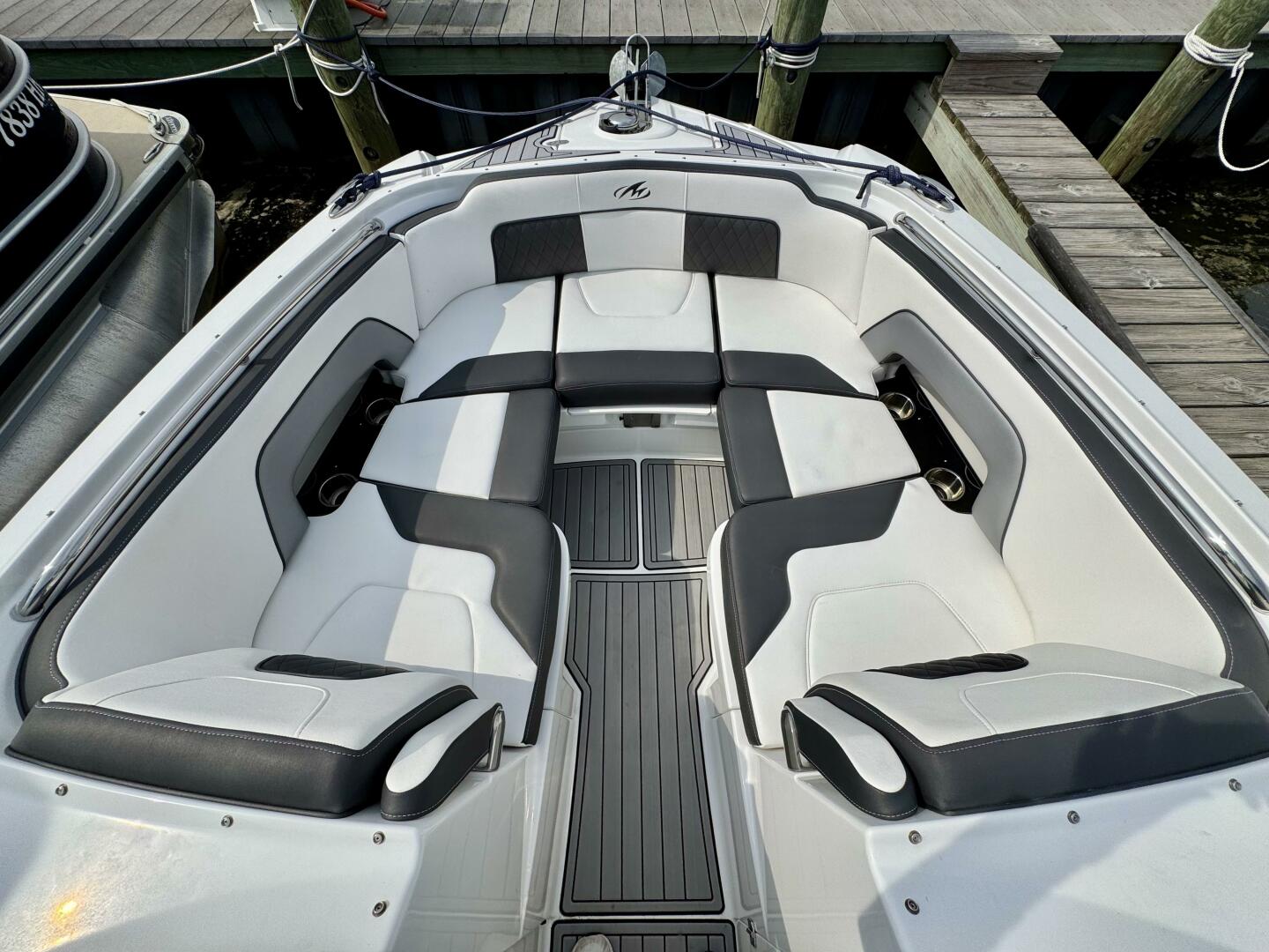 Slide: The Image of Monterey M-65 2023 - 5563373