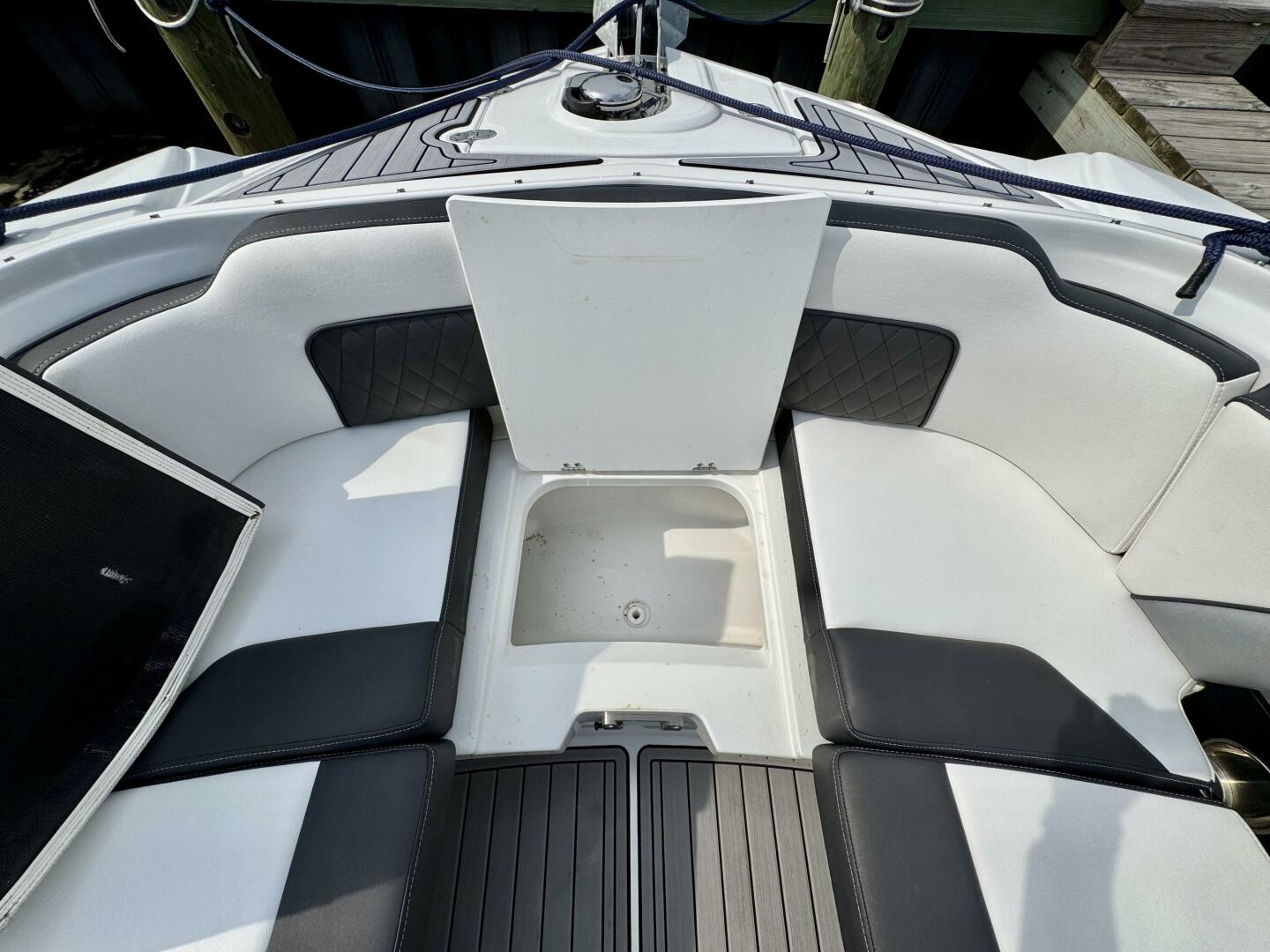 Slide: The Image of Monterey M-65 2023 - 5563374