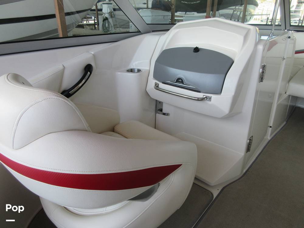Slide: The Image of Passenger Seat / Glove Box - 10