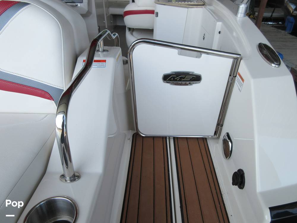Slide: The Image of Monterey M3 2011 - 102