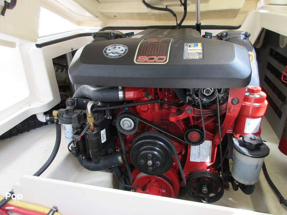Slide: The Image of Volvo Penta 5.7L 300HP - 18