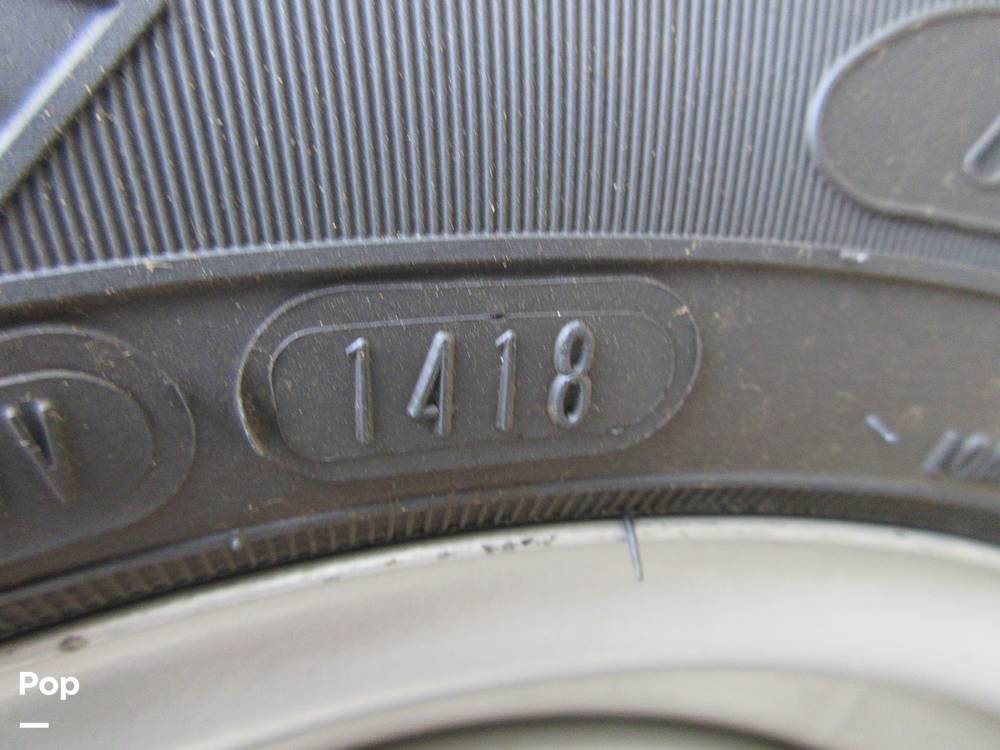 Slide: The Image of Monterey M3 2011 - 210