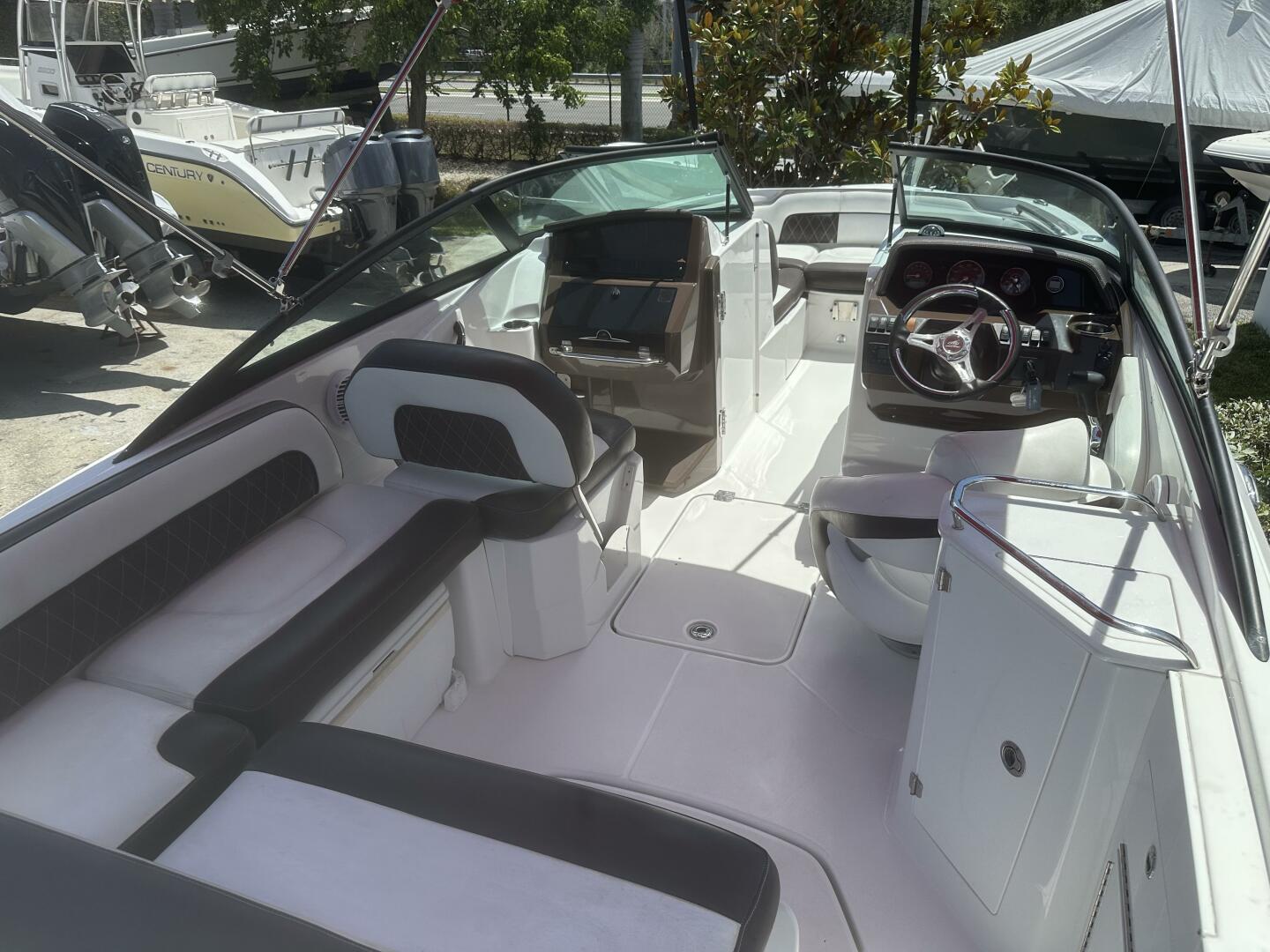 Slide: The Image of Monterey m45 2020 - 5574521