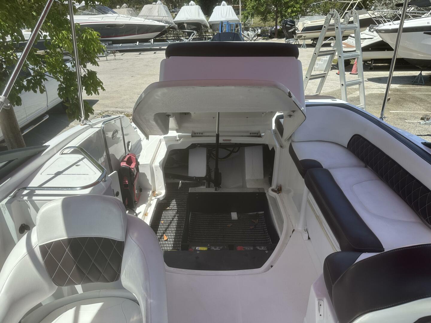 Slide: The Image of Monterey m45 2020 - 5574534