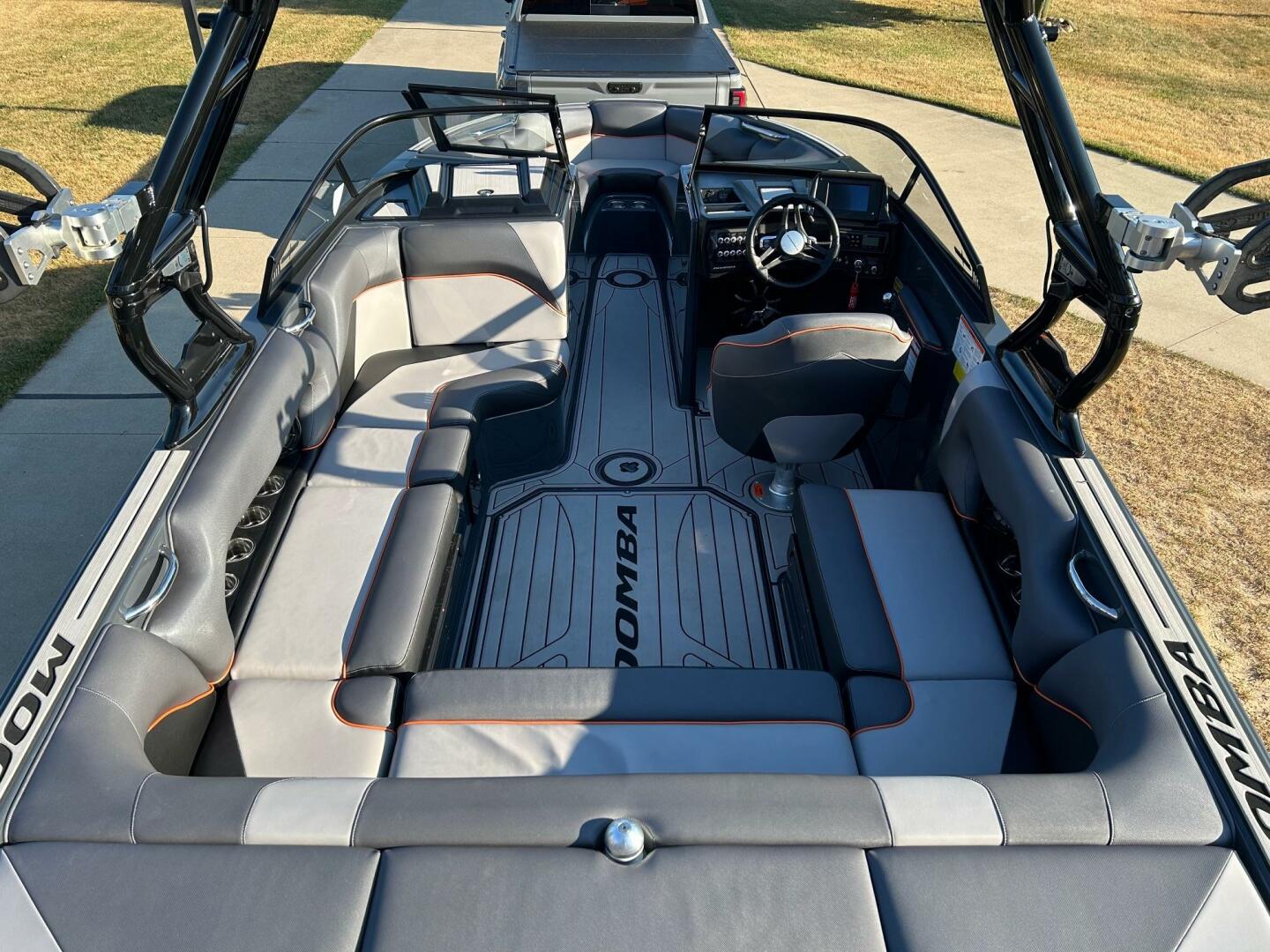 Slide: The Image of Moomba Craz 2019 - 5445907