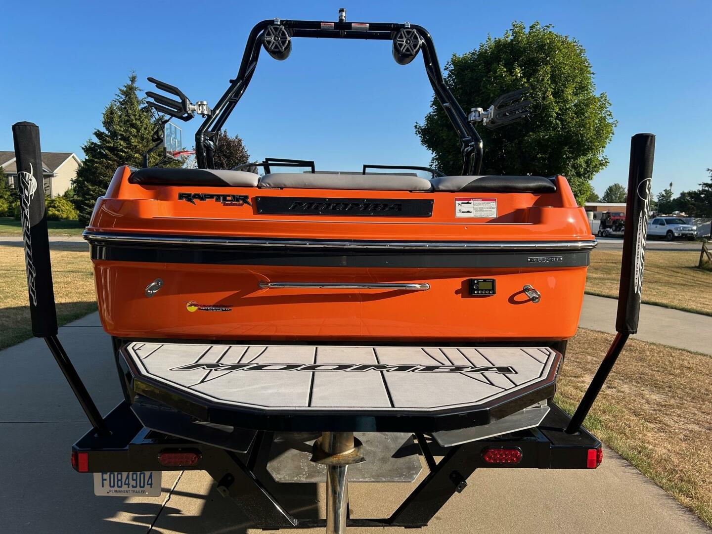 Slide: The Image of Moomba Craz 2019 - 5445916