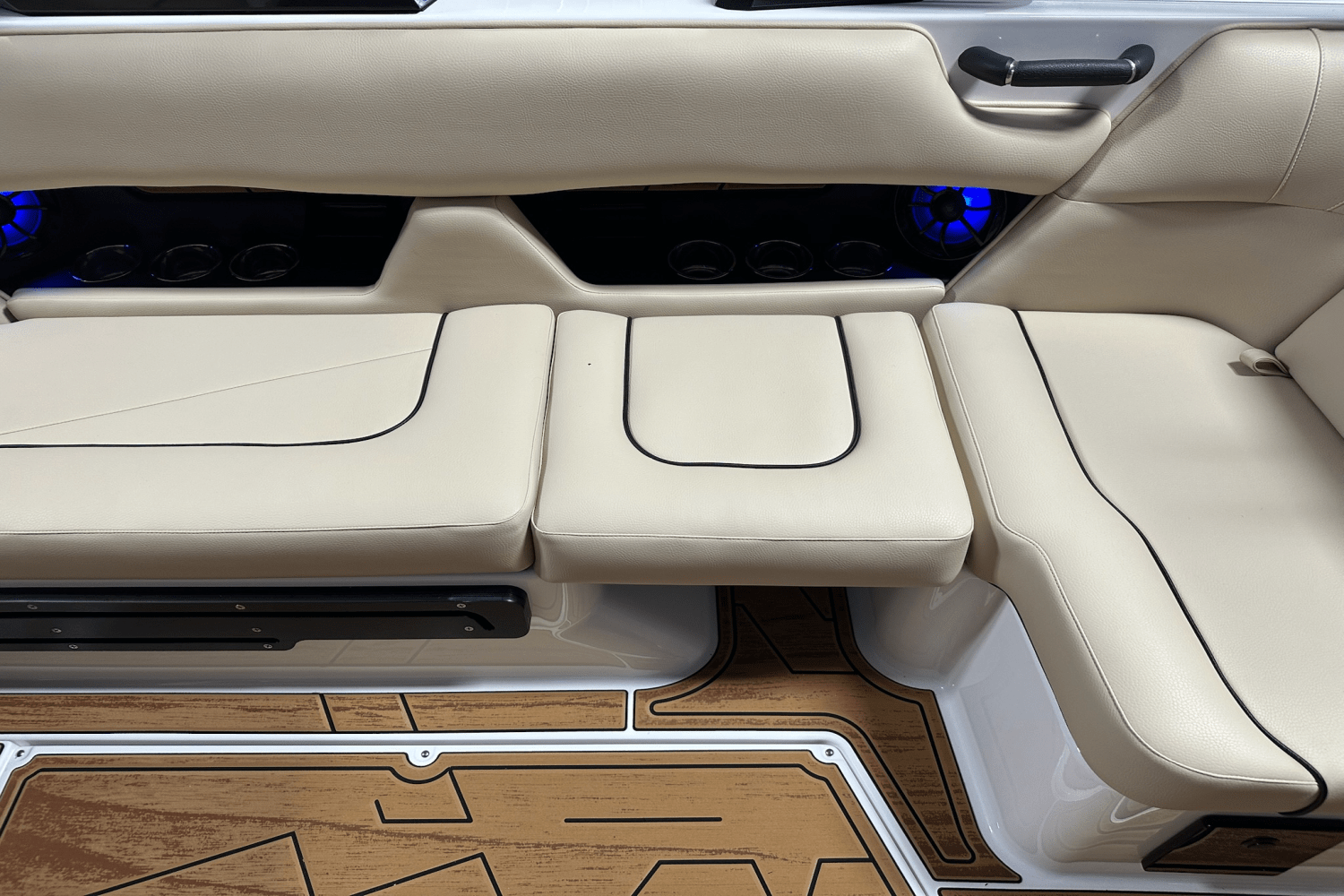 Slide: The Image of Moomba Craz 2025 - 26