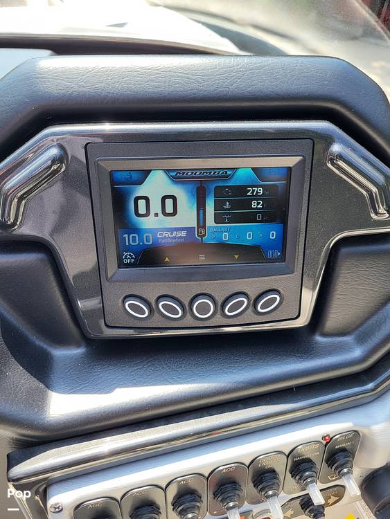 Slide: The Image of Moomba Helix 2017 - 15759087