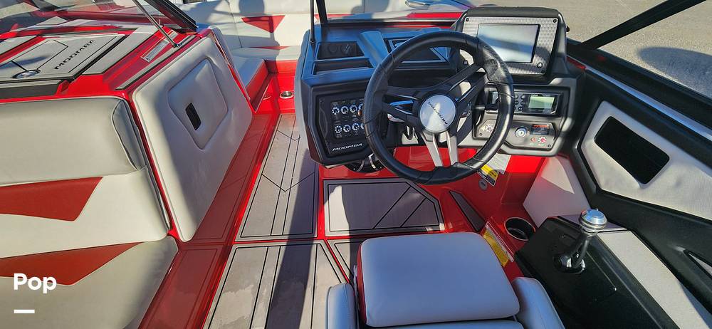 Slide: The Image of Moomba Kayien 2020 - 13827671