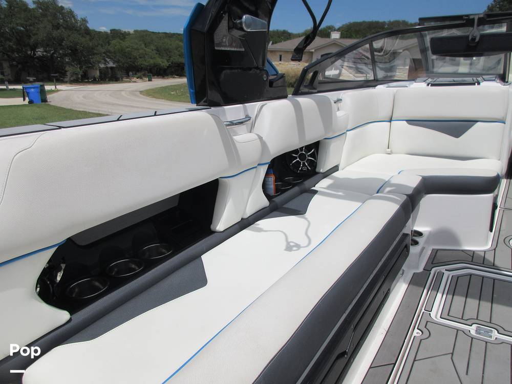 Slide: The Image of Moomba Makai 2020 - 10657488