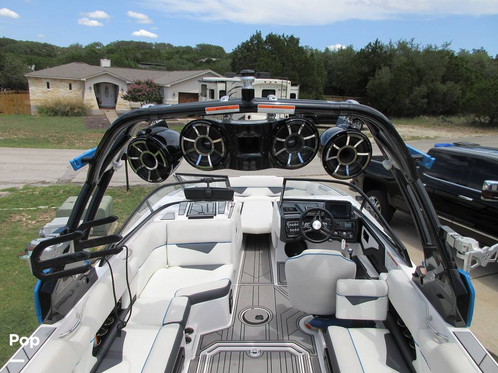 Slide: The Image of Moomba Makai 2020 - 10657959