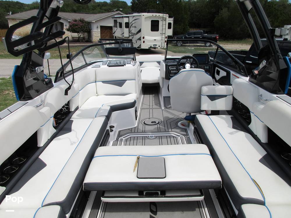 Slide: The Image of Moomba Makai 2020 - 10657961