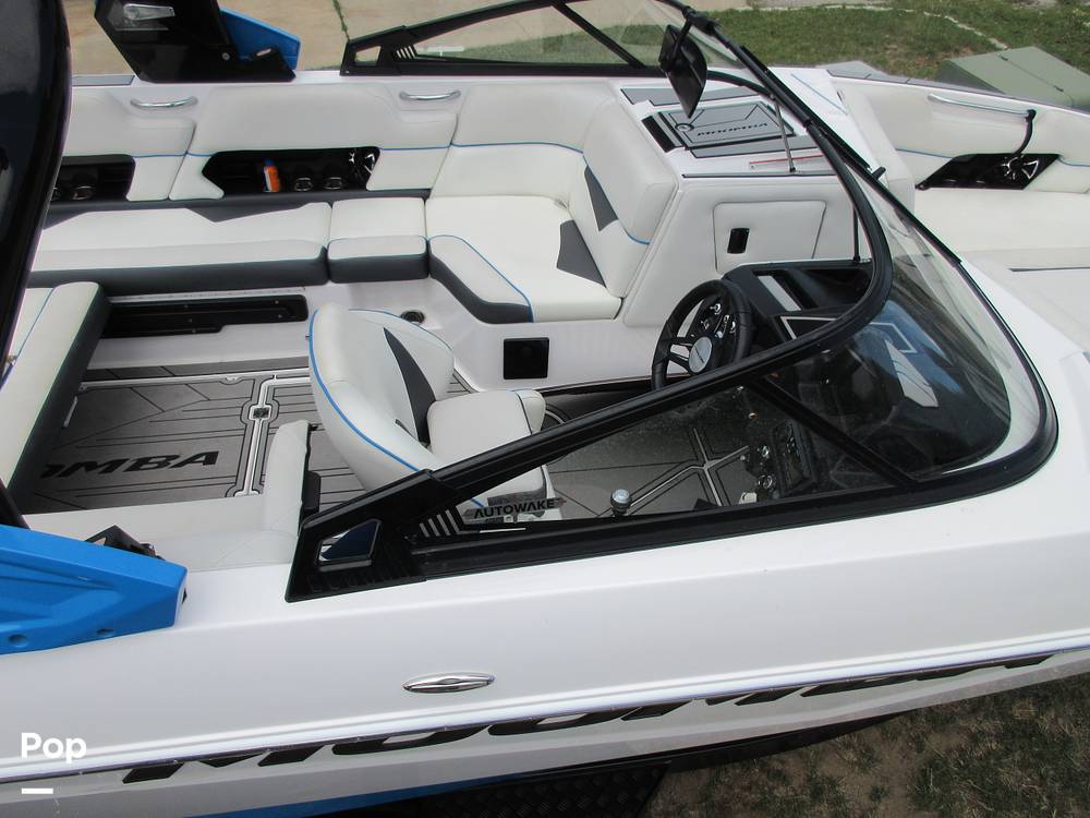 Slide: The Image of Cockpit Area - 10657338