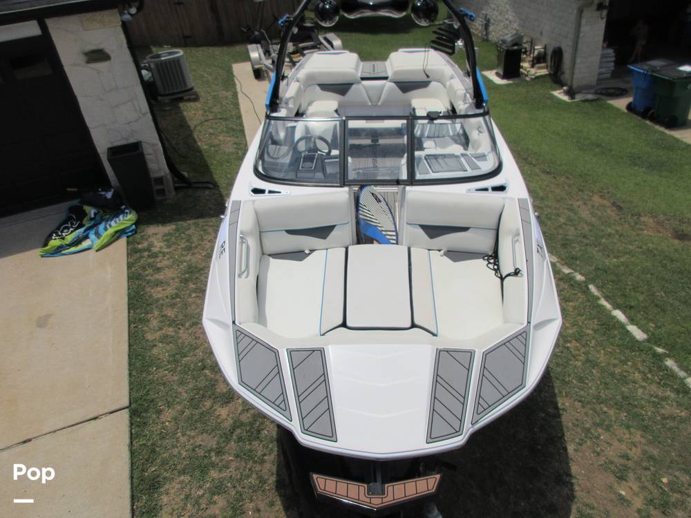 Slide: The Image of Moomba Makai 2020 - 10715676