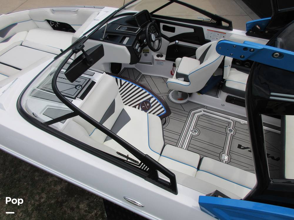 Slide: The Image of Moomba Makai 2020 - 10657272