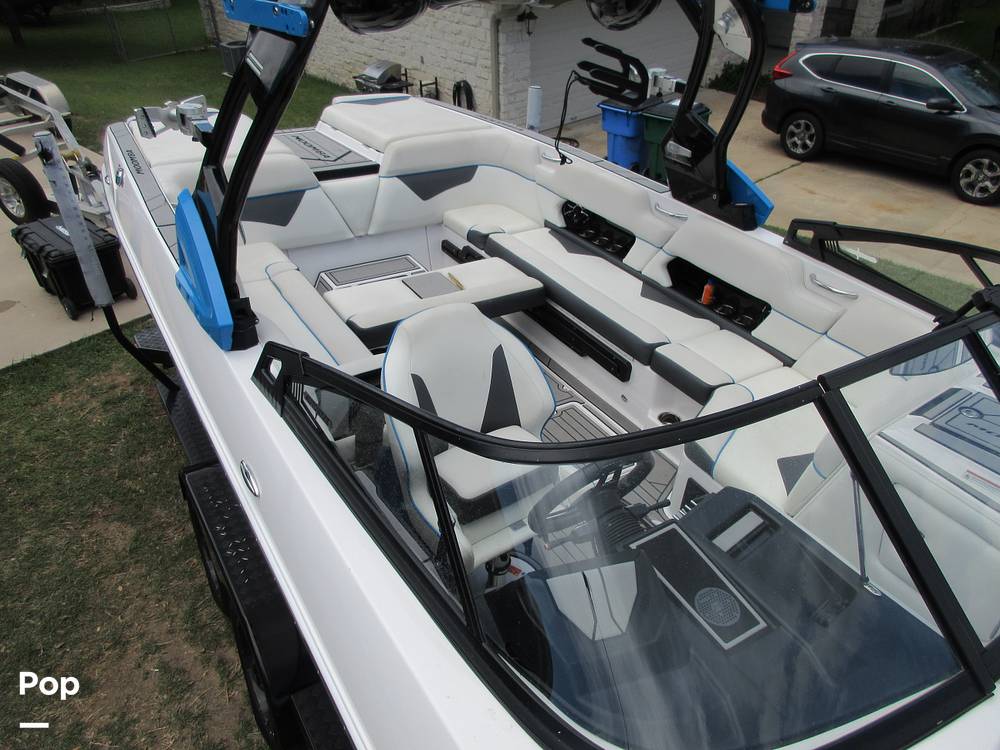 Slide: The Image of Moomba Makai 2020 - 10657346