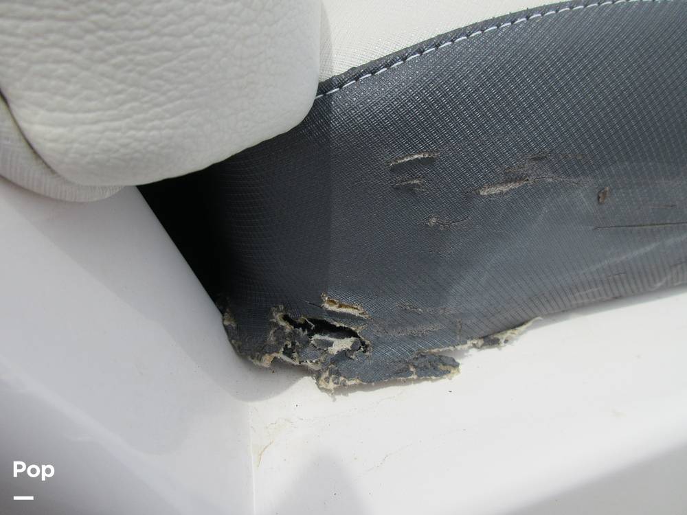 Slide: The Image of Bow Cushion Tears - 10657406