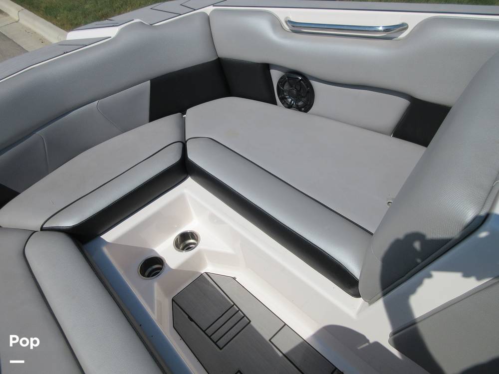 Slide: The Image of Moomba Max 2021 - 15740076