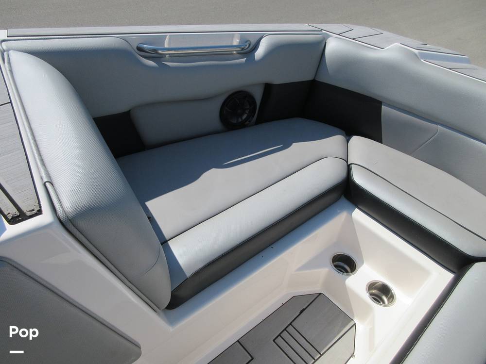 Slide: The Image of Moomba Max 2021 - 15740077