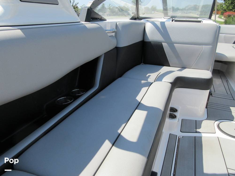Slide: The Image of Moomba Max 2021 - 15740105