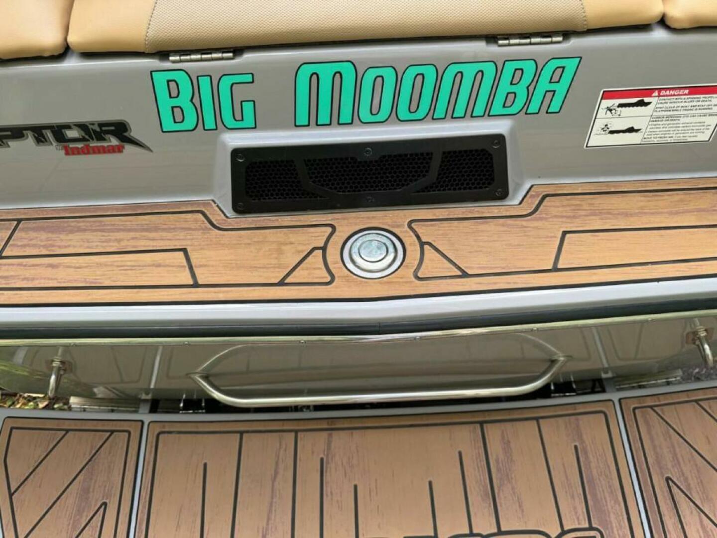 Slide: The Image of Moomba MAX 2022 - 4804627