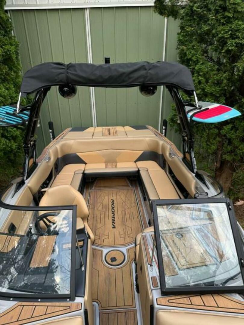 Slide: The Image of Moomba MAX 2022 - 4804617