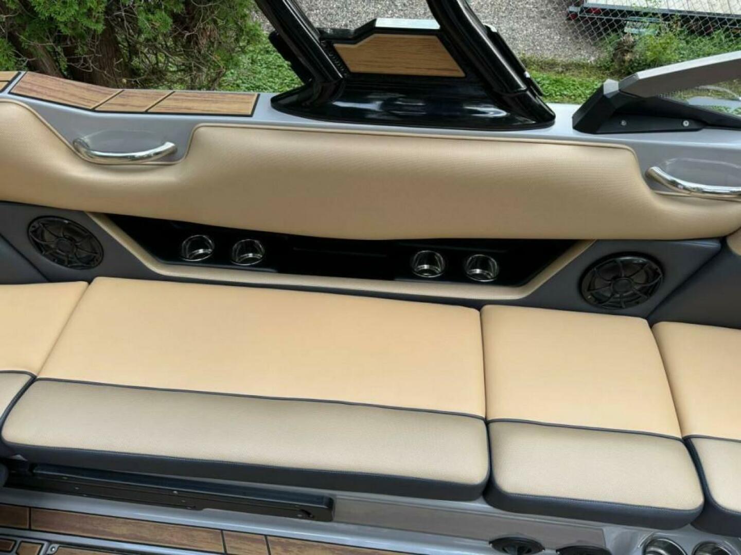 Slide: The Image of Moomba MAX 2022 - 4804622