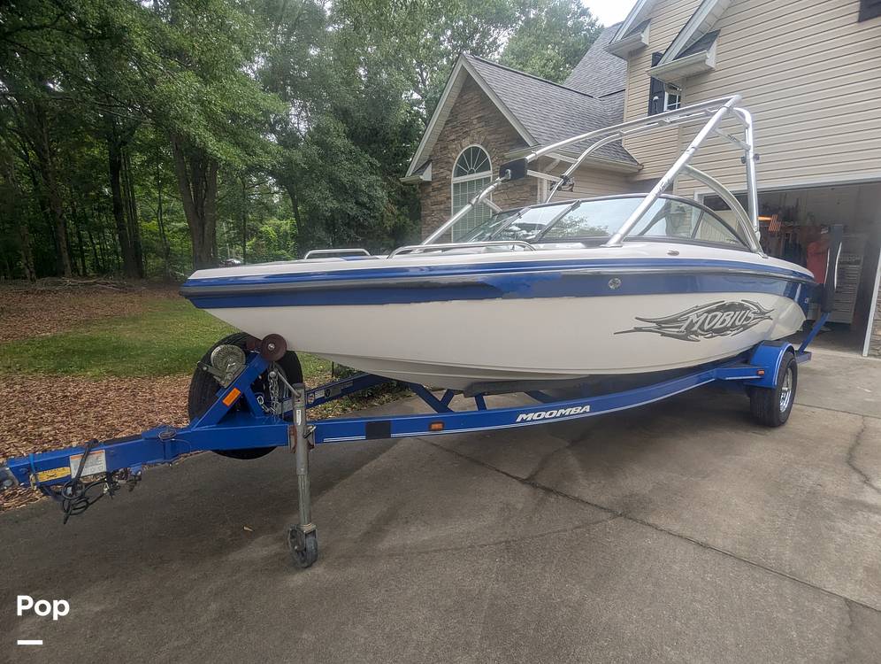 Slide: The Image of Moomba Mobius LSV 2008 - 15496072