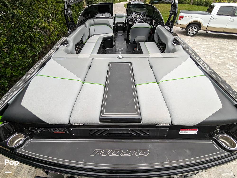 Slide: The Image of Large Sundeck - 13568055
