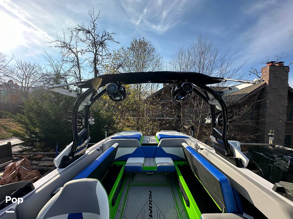 Slide: The Image of Moomba Mojo 2023 - 15560100