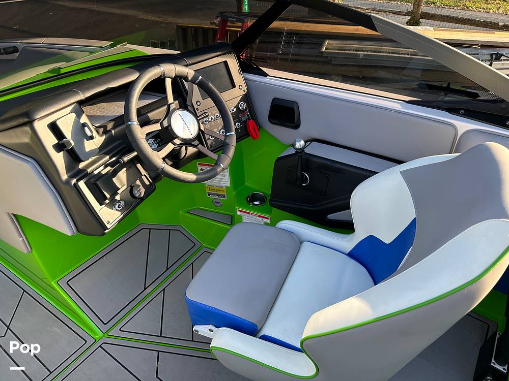 Slide: The Image of Moomba Mojo 2023 - 15560103