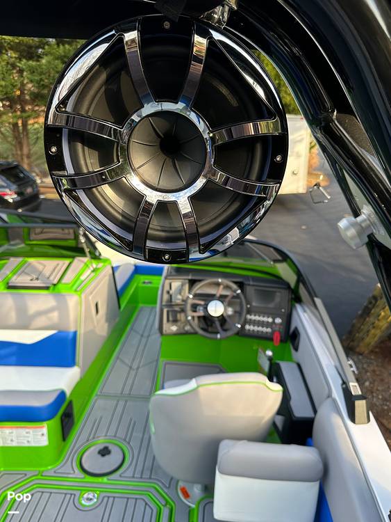 Slide: The Image of Moomba Mojo 2023 - 15560129