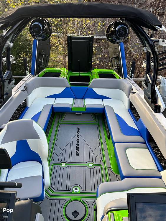 Slide: The Image of Moomba Mojo 2023 - 15560108