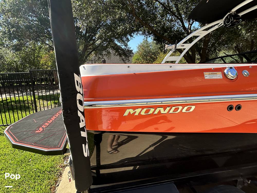 Slide: The Image of Moomba Mondo 2014 - 14796091