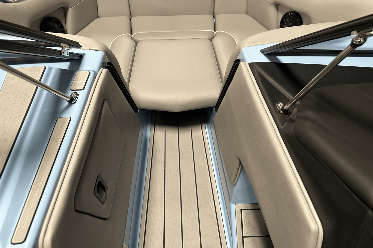 Slide: The Image of Moomba Mondo 2024 - 47