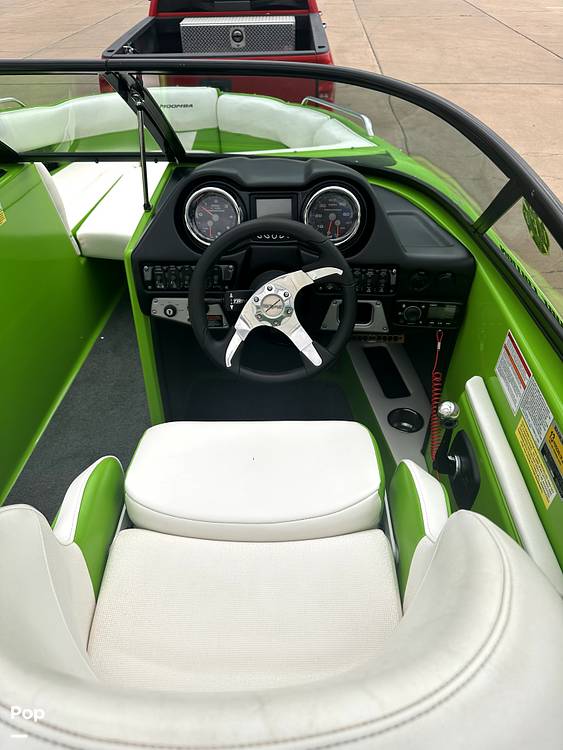 Slide: The Image of Moomba Mondo 21 2015 - 13066600