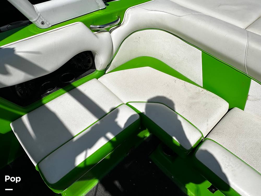 Slide: The Image of Moomba Mondo 21 2015 - 14260627