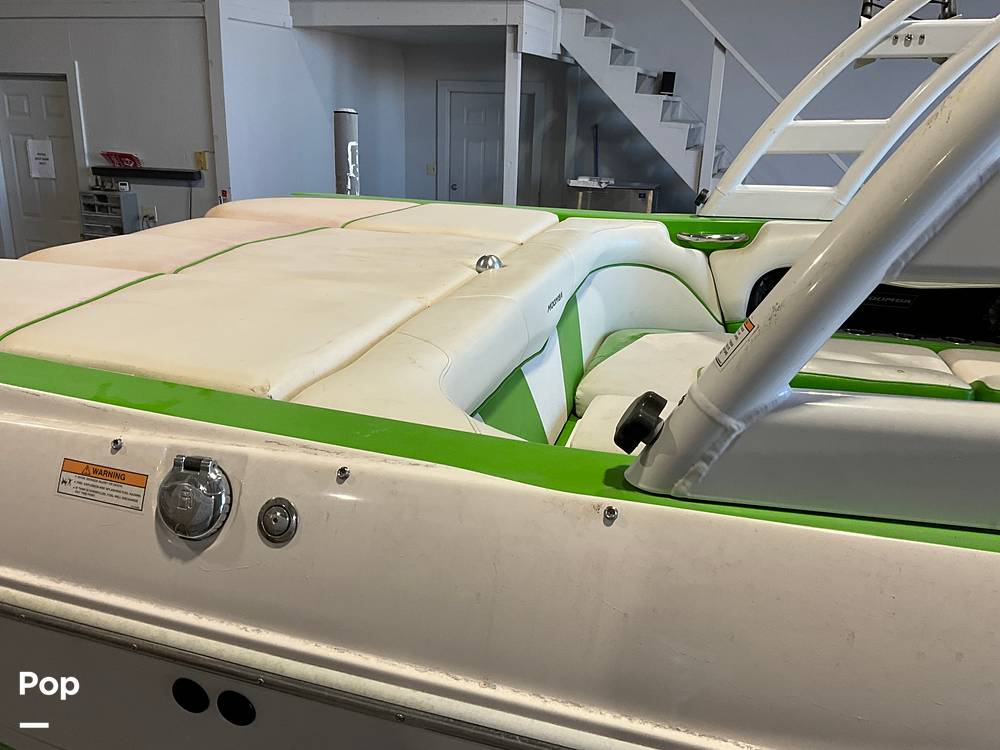 Slide: The Image of Moomba Mondo 21 2015 - 13494705