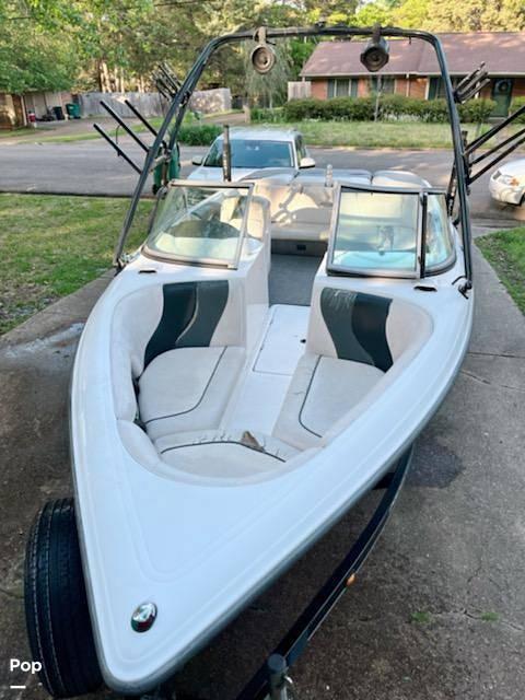 Slide: The Image of 2006 Moomba Outback V for sale in Tupelo, MS - 6