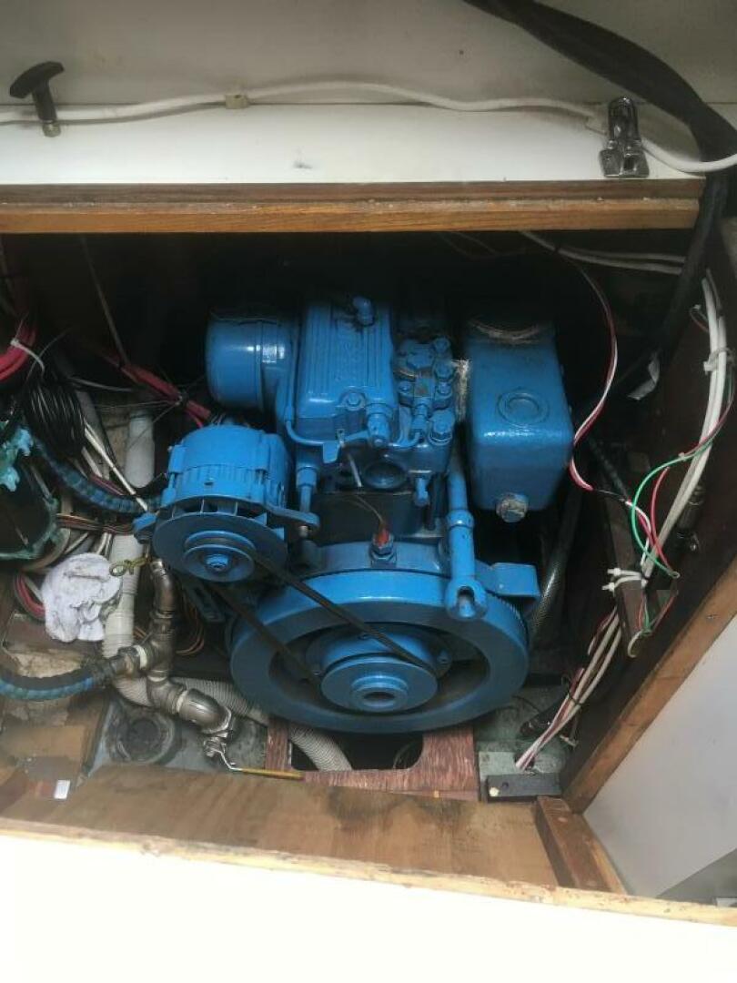 Slide: The Image of Mooney Departure 1982 - 4638056