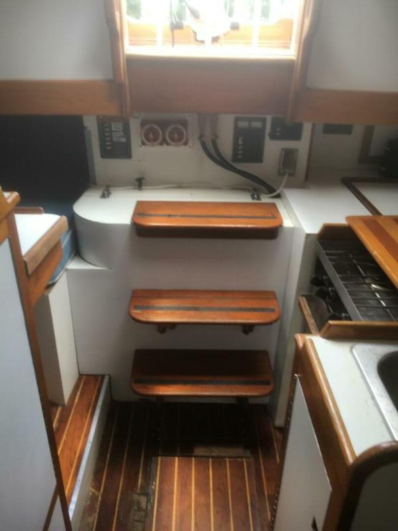 Slide: The Image of Mooney Departure 1982 - 4638057