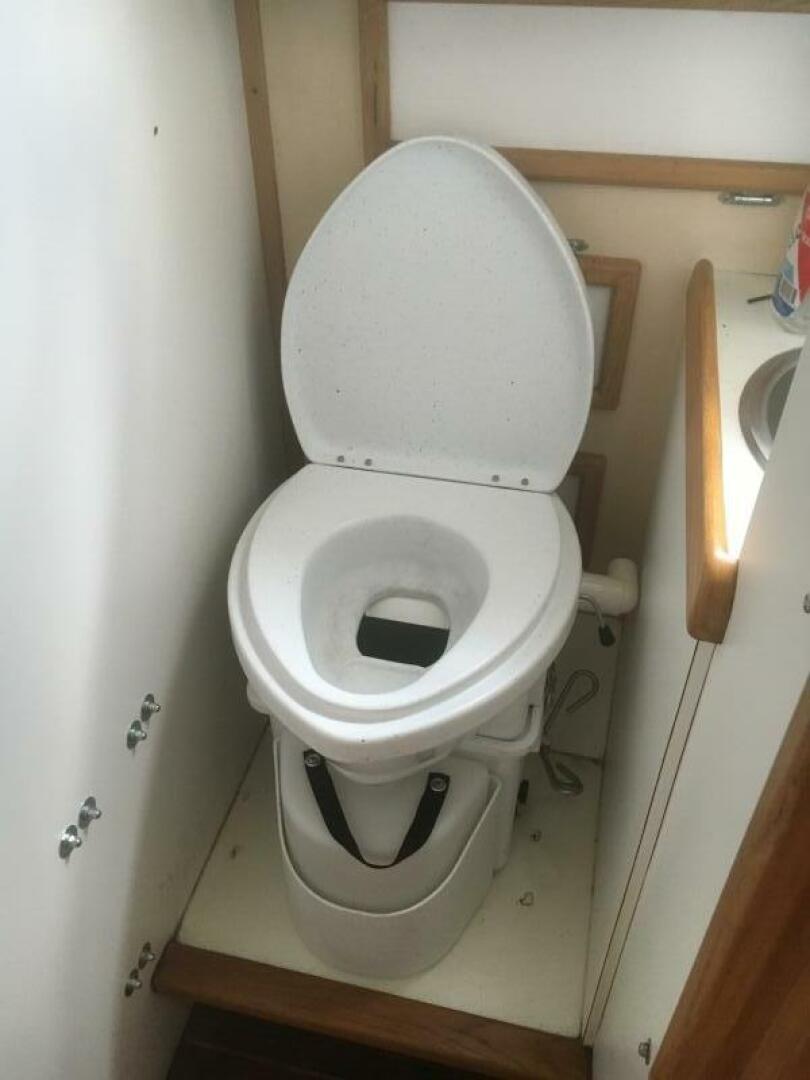 Slide: The Image of Mooney Departure 1982 - 4638070