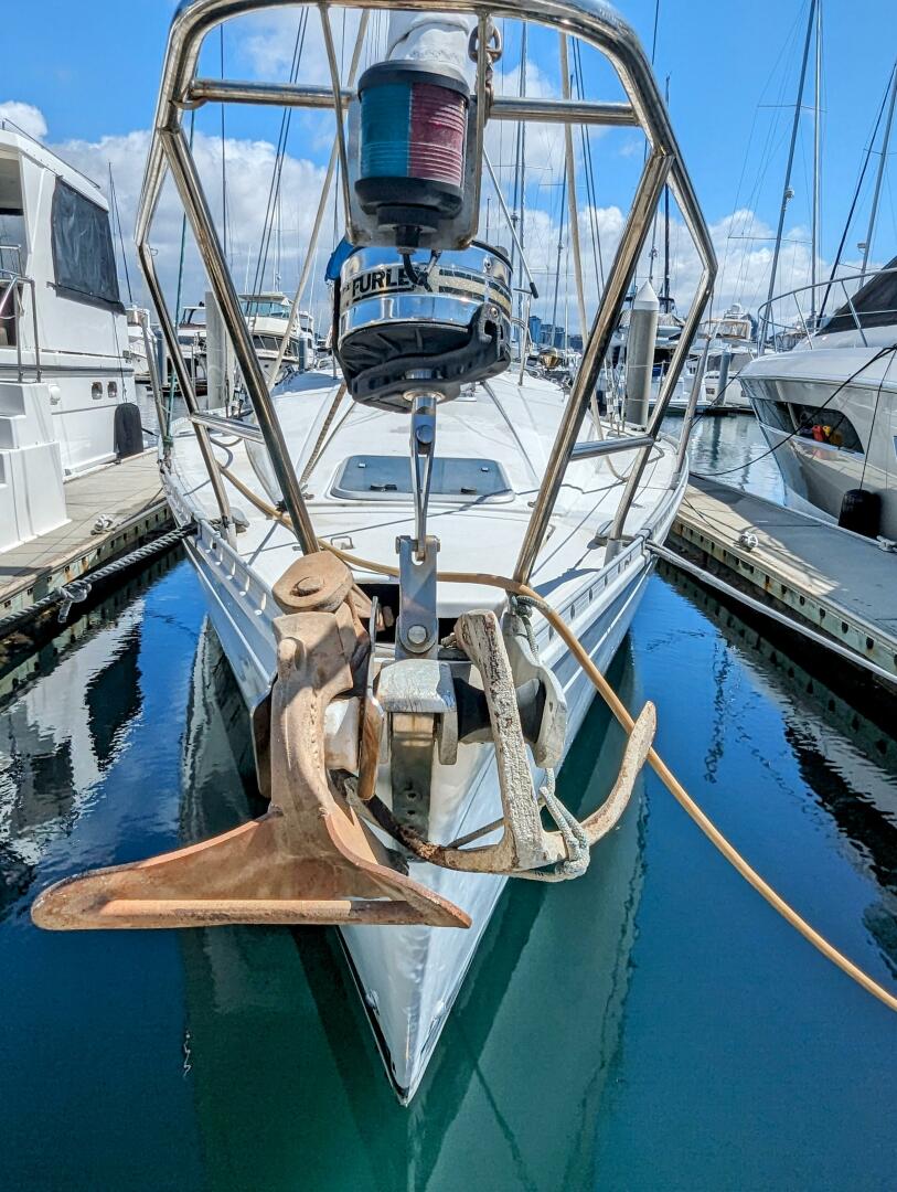 Slide: The Image of Bow Anchors+roller - 4553643