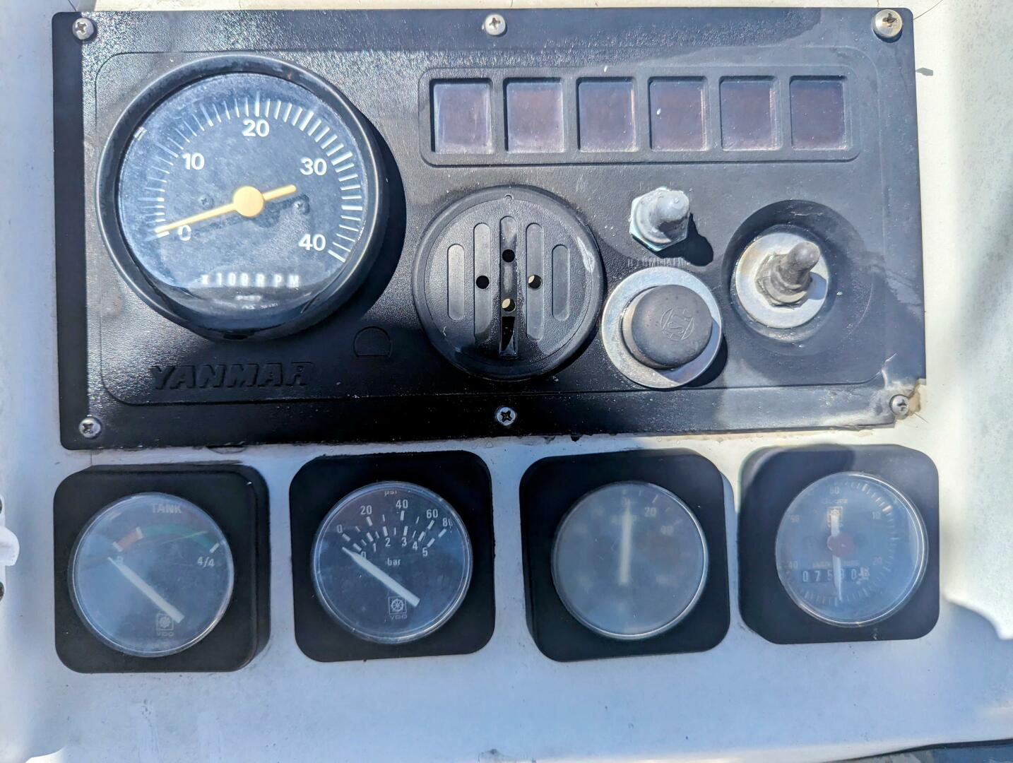 Slide: The Image of Binnaclecontrols - 4553665