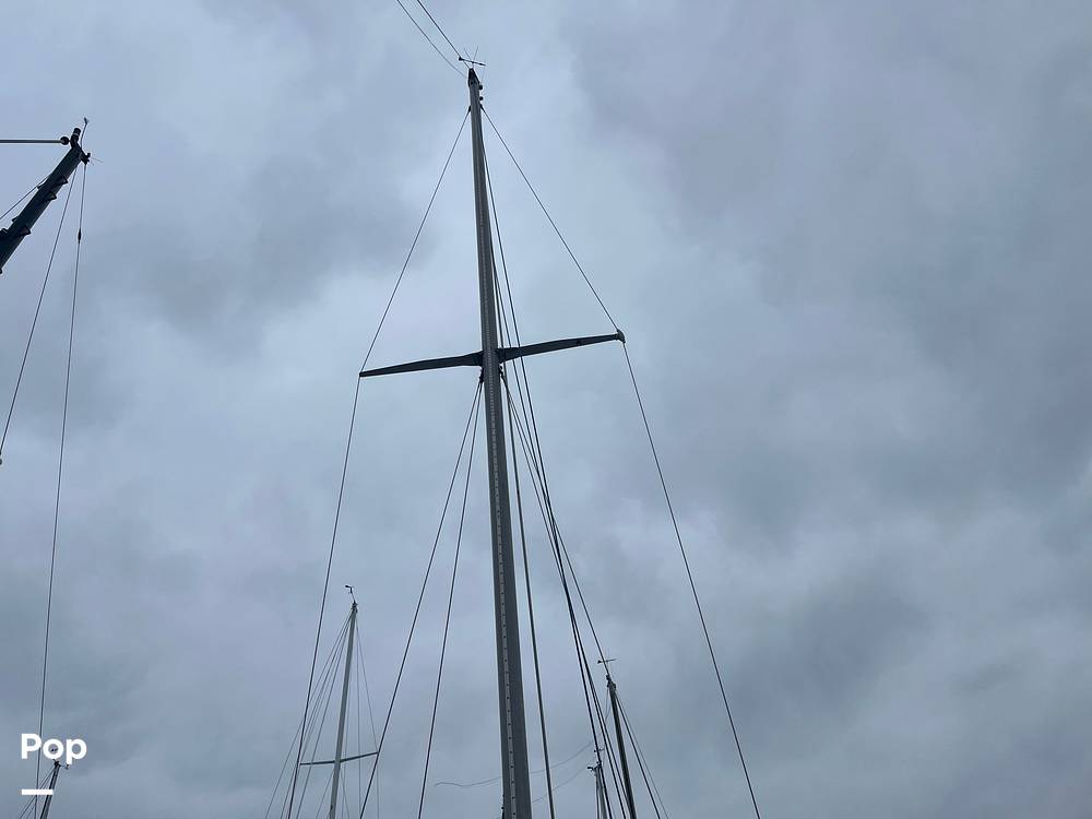 Slide: The Image of Morgan 32 1981 - 11904159