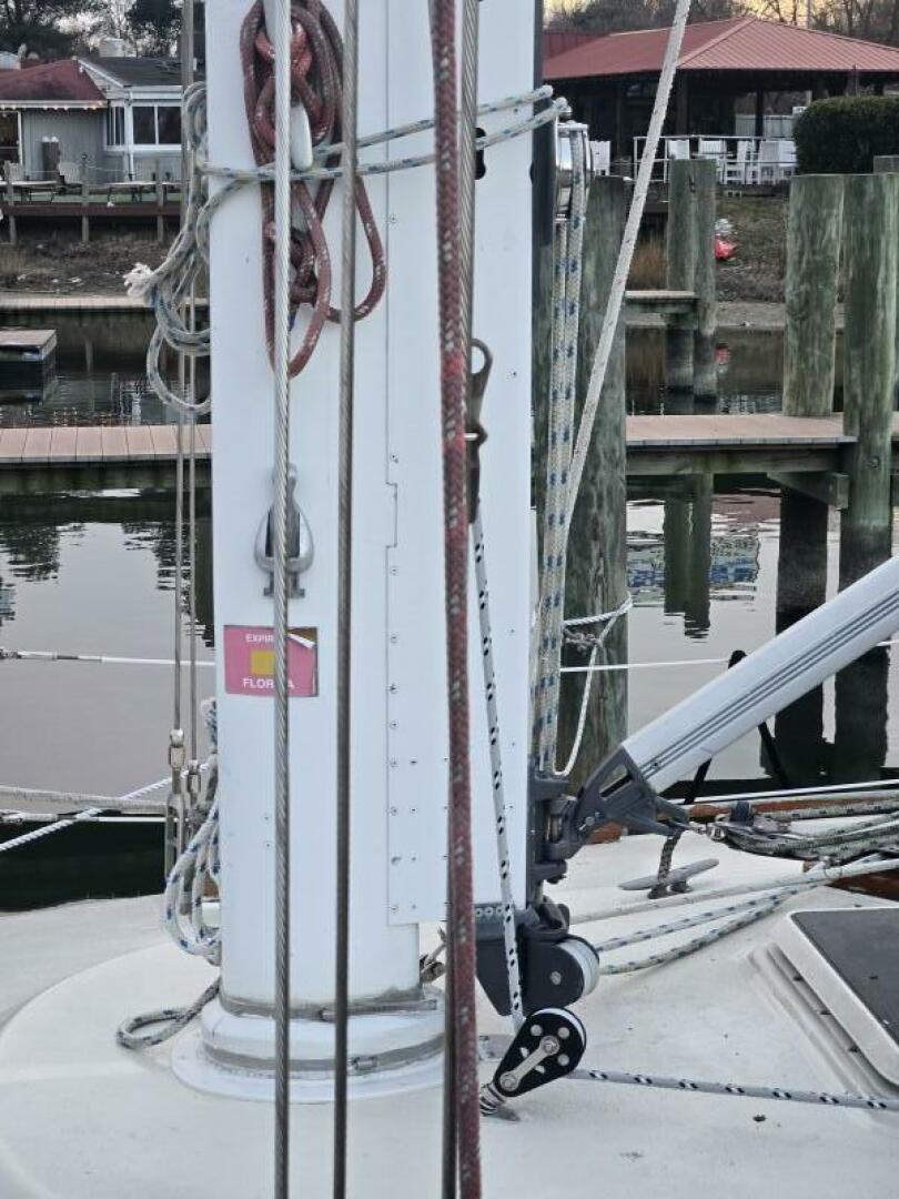 Slide: The Image of Morgan 454 Mast Base - 4935248