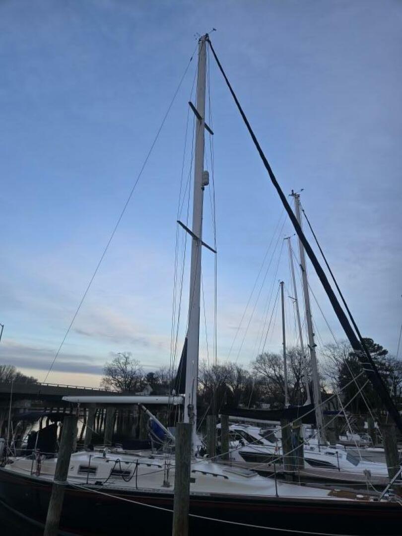 Slide: The Image of Morgan 454 Mast - 4935249