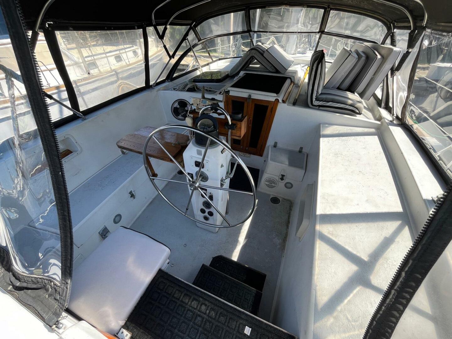 Slide: The Image of Morgan Out Island Ketch 1975 - 4701334