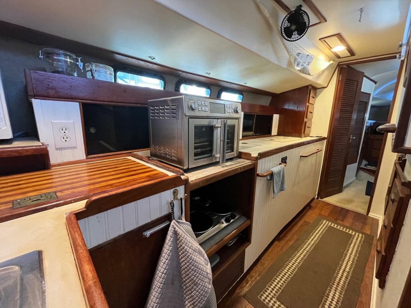 Slide: The Image of Morgan Out Island Ketch 1975 - 4701339