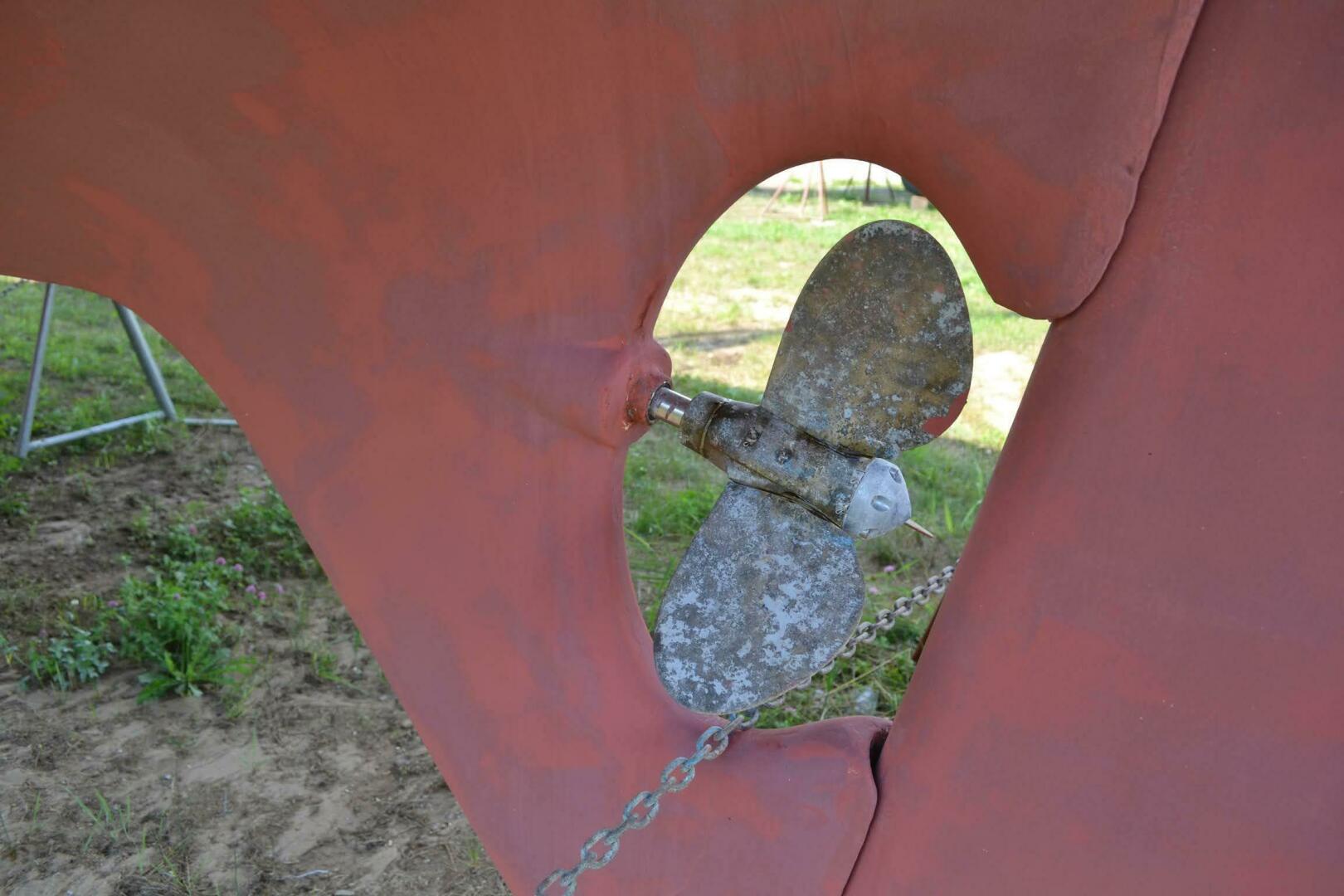 Slide: The Image of Morris Justine 36 Cutter 1990 - 5145629